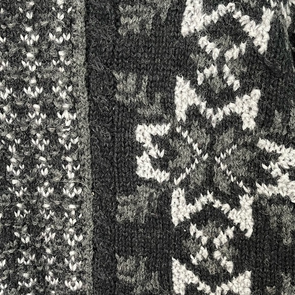 Herman Geist Hand Knit 100% Wool Zippered Cabincore Sweater Cardigan Size Large - Picture 8 of 13